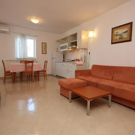 Basanija 3402a سافودغيا